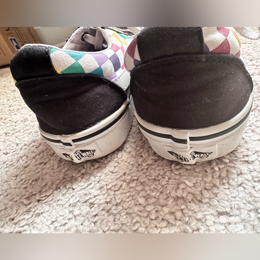 Vans Old Sko Low-Top Rainbow Checkered shoes - Picture 6 of 6